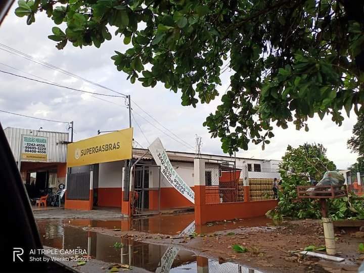 Olhar 67 - Um temporal causou estragos na cidade de Miranda neste fim de semana