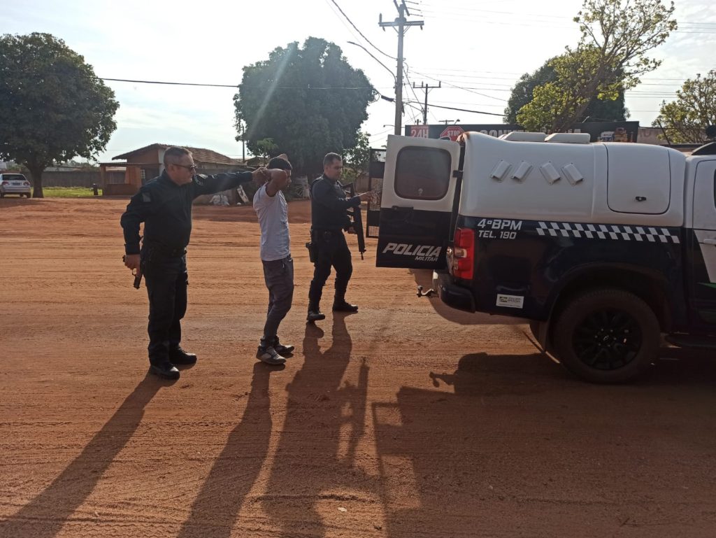 Olhar 67 - Veículo roubado em Campo Grande é recuperado pela Polícia Militar