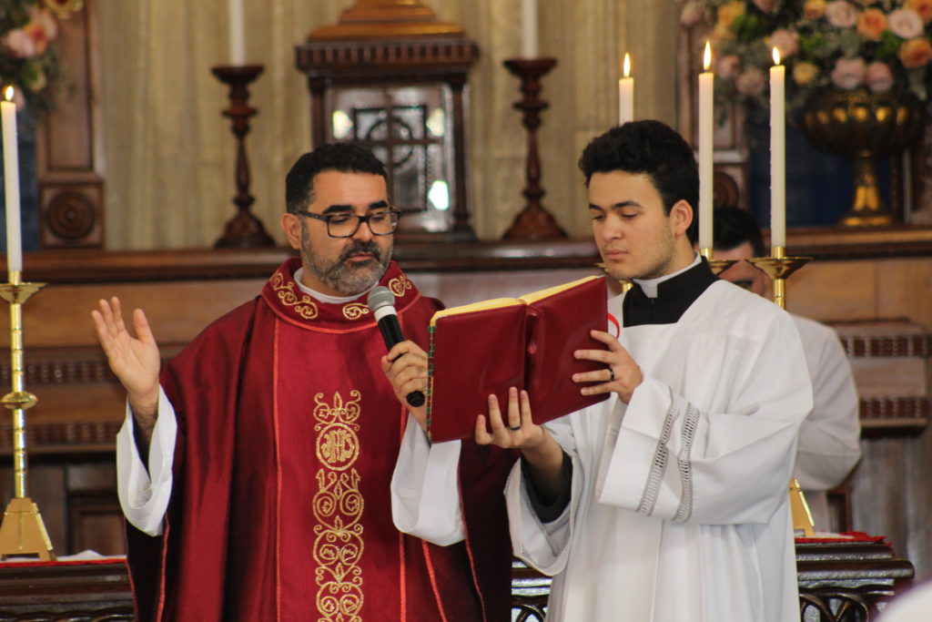 Olhar 67 - Estudantes fazem peregrinação ao Santuário de Nossa Senhora do Perpétuo Socorro