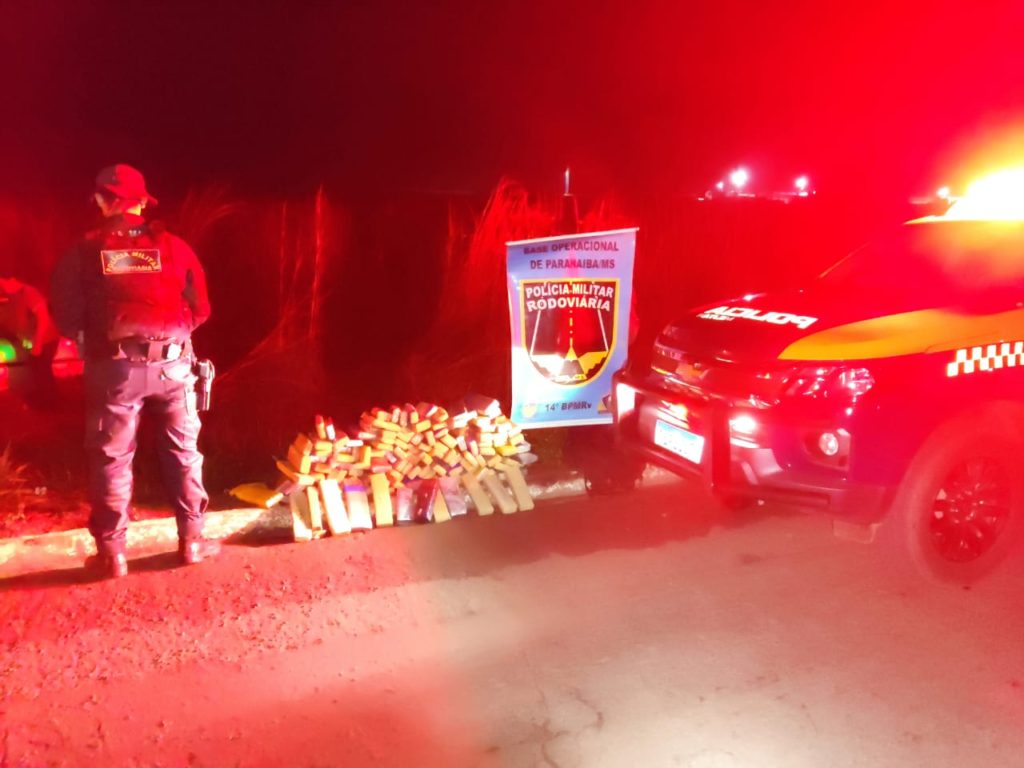 Olhar 67 - Traficante capota veículo com 125 kg de maconha