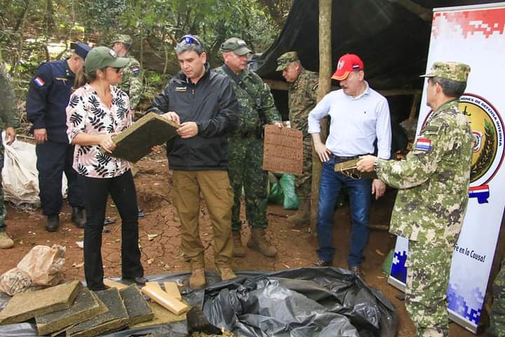 Olhar 67 - Forças de segurança fazem apreensão recorde de maconha na região de fronteira