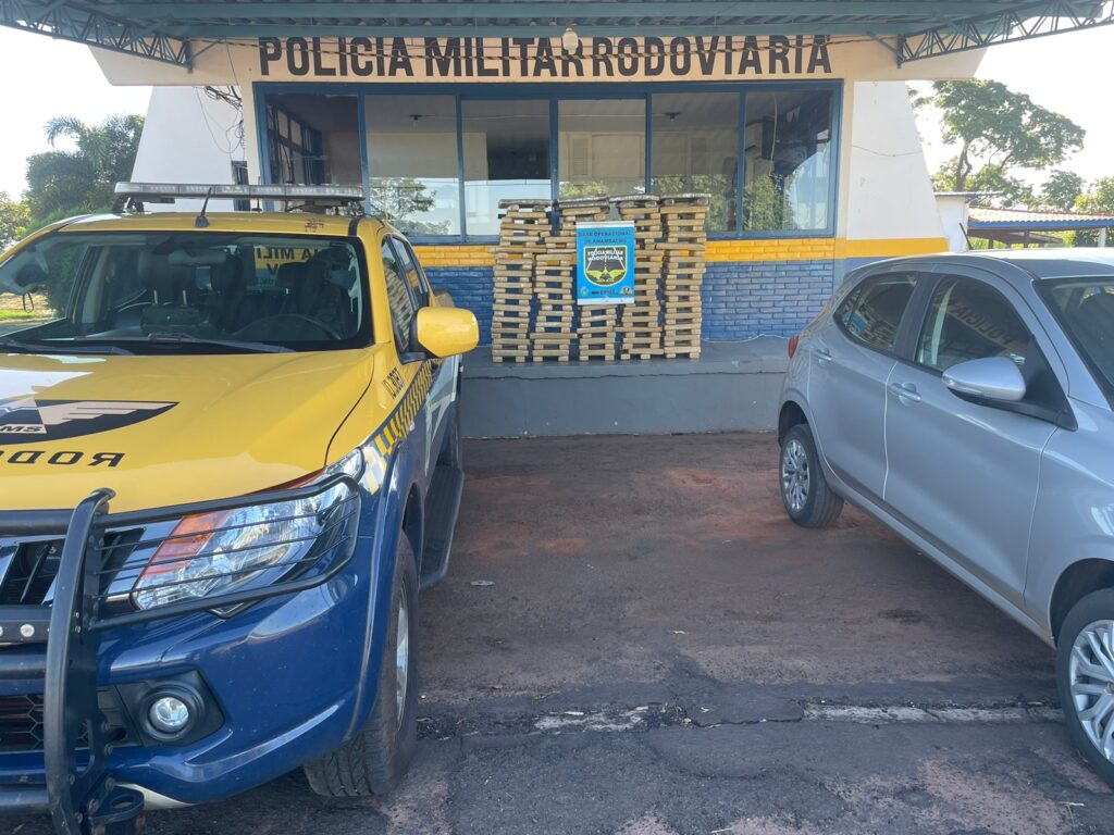 Olhar 67 - Polícia Militar Rodoviária apreende 350 kg de entorpecente em Amambai