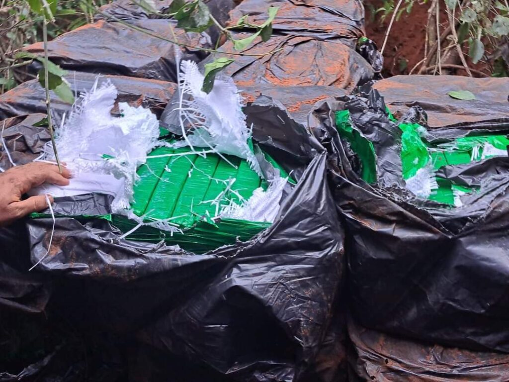 Olhar 67 - Senad Paraguai desmantela 13 acampamentos de narcotráfico e apreende 28 toneladas de maconha