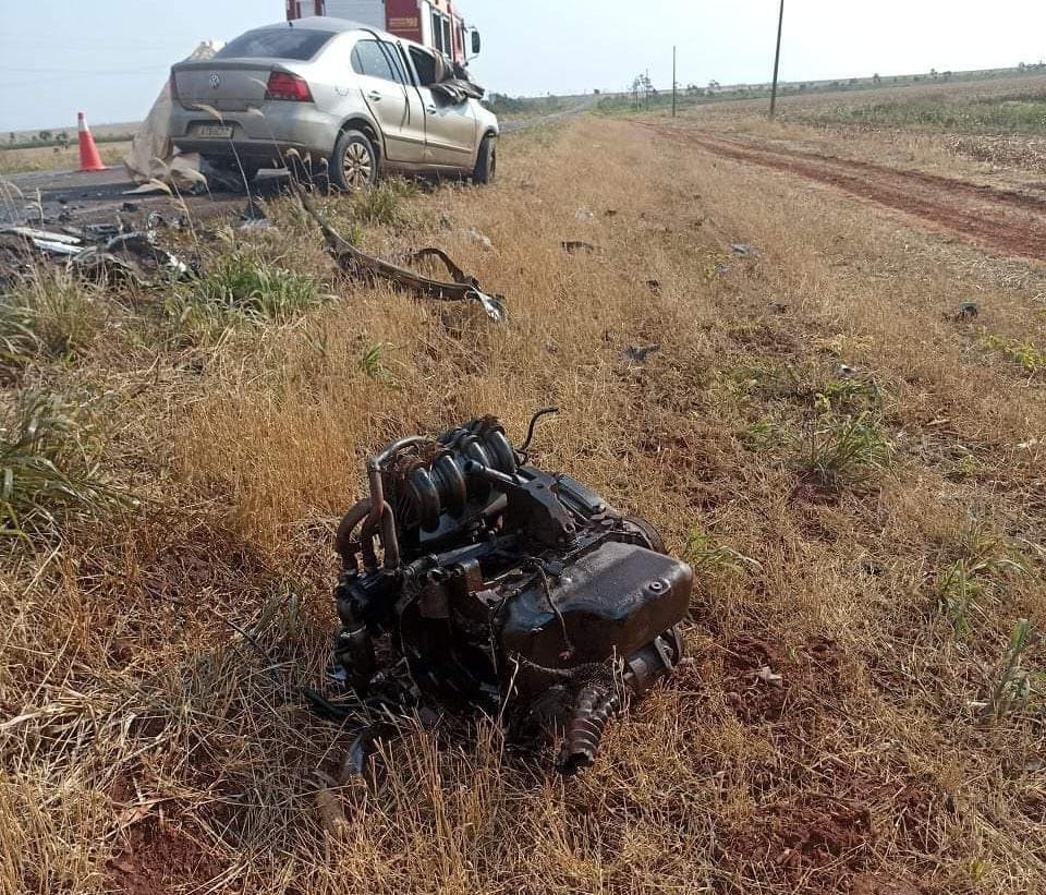 Olhar 67 - Vendedor morre em colisão frontal de carro com caminhão na MS-386