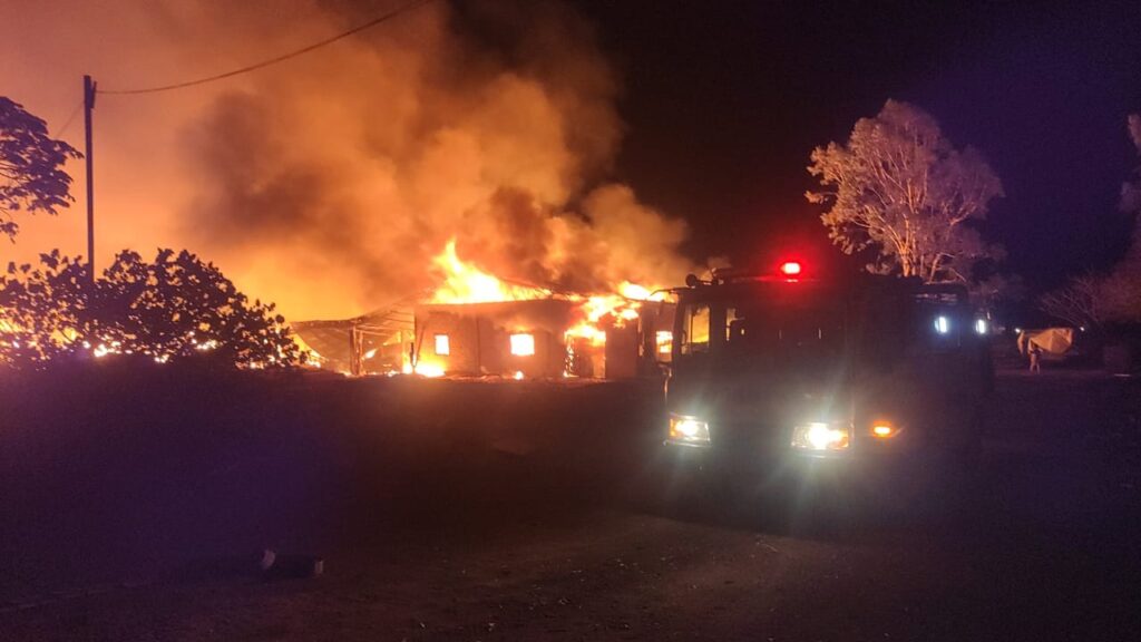 Olhar 67 - Incêndio de grandes proporções destrói serraria em Pedro Juan Caballero