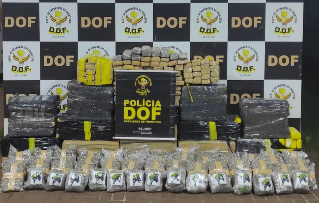 Olhar 67 - DOF recupera em Dourados, com mais de 600 quilos de drogas, veículo roubado em São Paulo